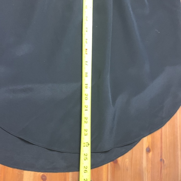 Madewell 100% Silk, Lined, Deep Black Lightweight Skirt, Elastic Waist, Pockets - Picture 6 of 10
